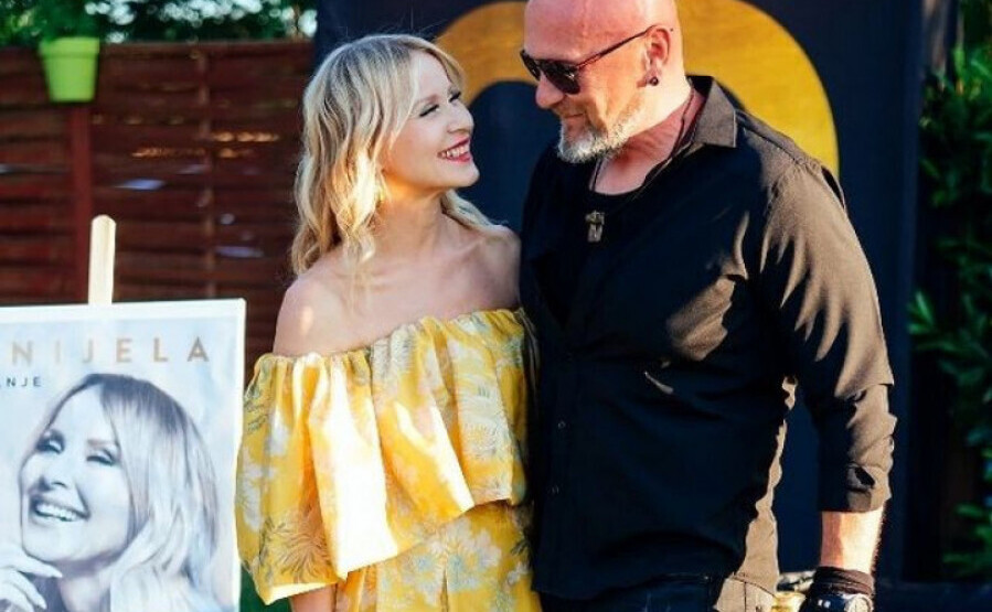 I ja vrati nasmevkata: Partnerot na Danijela Martinoviḱ i podari skap nedvižen imot