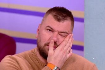 СОЛЗИ ВО ДОМОТ НА JАНJУШ! Загуба коjа ги СКРШИ, сè уште не можат да си доjдат при себе (ФОТО)