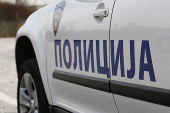 СКОПЈАНКА ПРЕЖИВЕА ХОРОР ВО КАРПОШ: Малолетници ја ограбиле на улица во раните утрински часови!