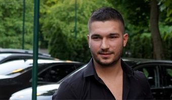 МИРКО ШИЈАН ЗАРАБОТУВА И ДО 300.000 ДИНАРИ НА ДЕН?! ОТКРИЕНО СÈ ЗА БИЗНИСОТ НА СИНОТ НА ГОЦА БОЖИНОВСКА!