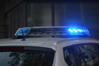 ТРАГЕДИЈА ВО КУМАНОВСКО: МЛАД МОТОЦИКЛИСТ (20) ЗАГИНА ОТКАКО УДРИ ВО БЕТОНСКИ СТОЛБ!