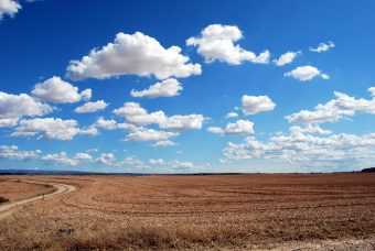 ПЕКОЛЕН 13 АВГУСТ – МАКЕДОНИЈА СЕ ПРЖИ НА 38°C, АЛАРМ ЗА ВИСОКИ ТЕМПЕРАТУРИ!